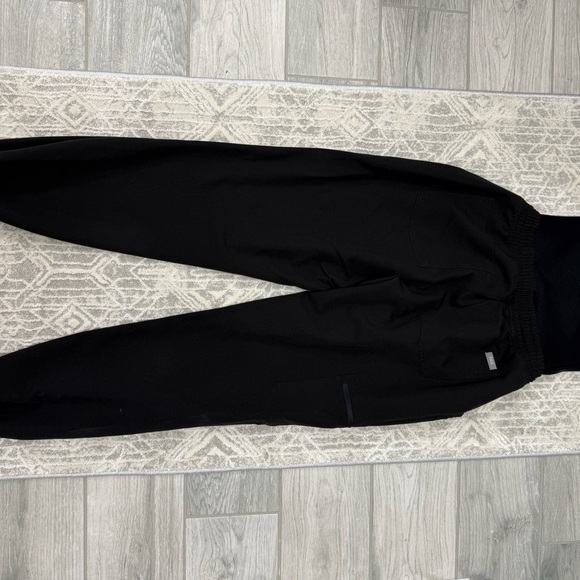 Figs Women's Black Zamora™ Maternity - Jogger Scrub Pants XS - Picture 3 of 7